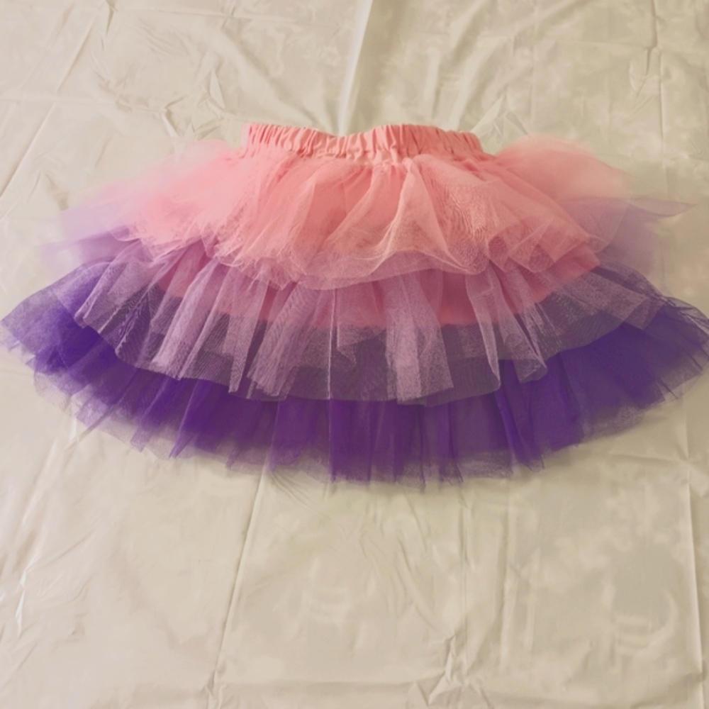 Tutu skirt Shein, size 7 year old, color pink, lilas, purple